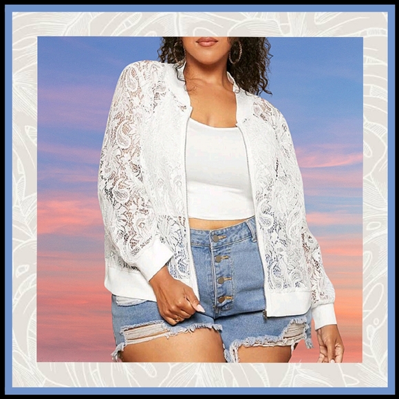 PRETTY ☆ OFF-WHITE PAISLEY LACE ☆ BOMBER JACKET ☆ NWT - Picture 1 of 10
